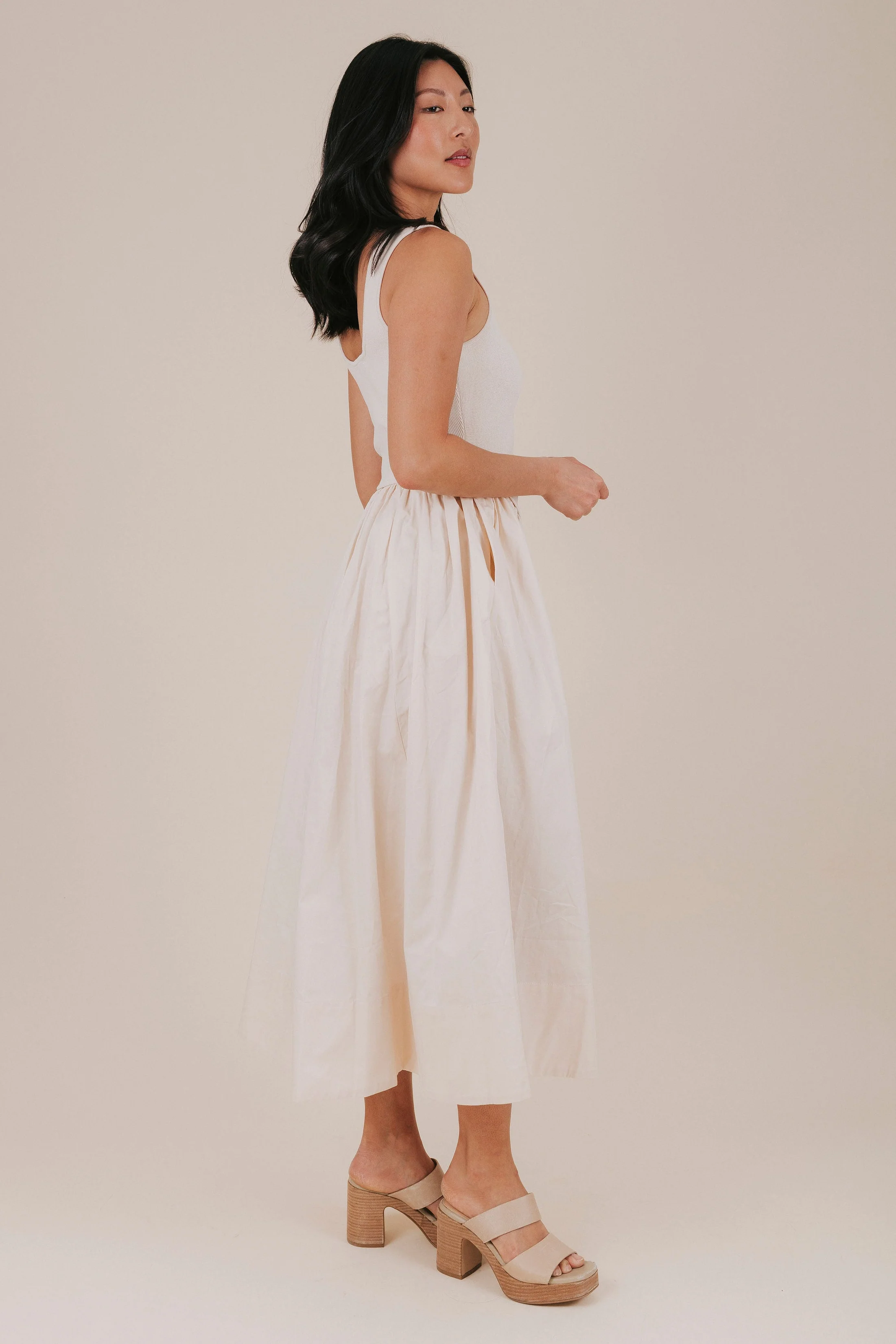 Barefoot In The Sand Dress - Image 4