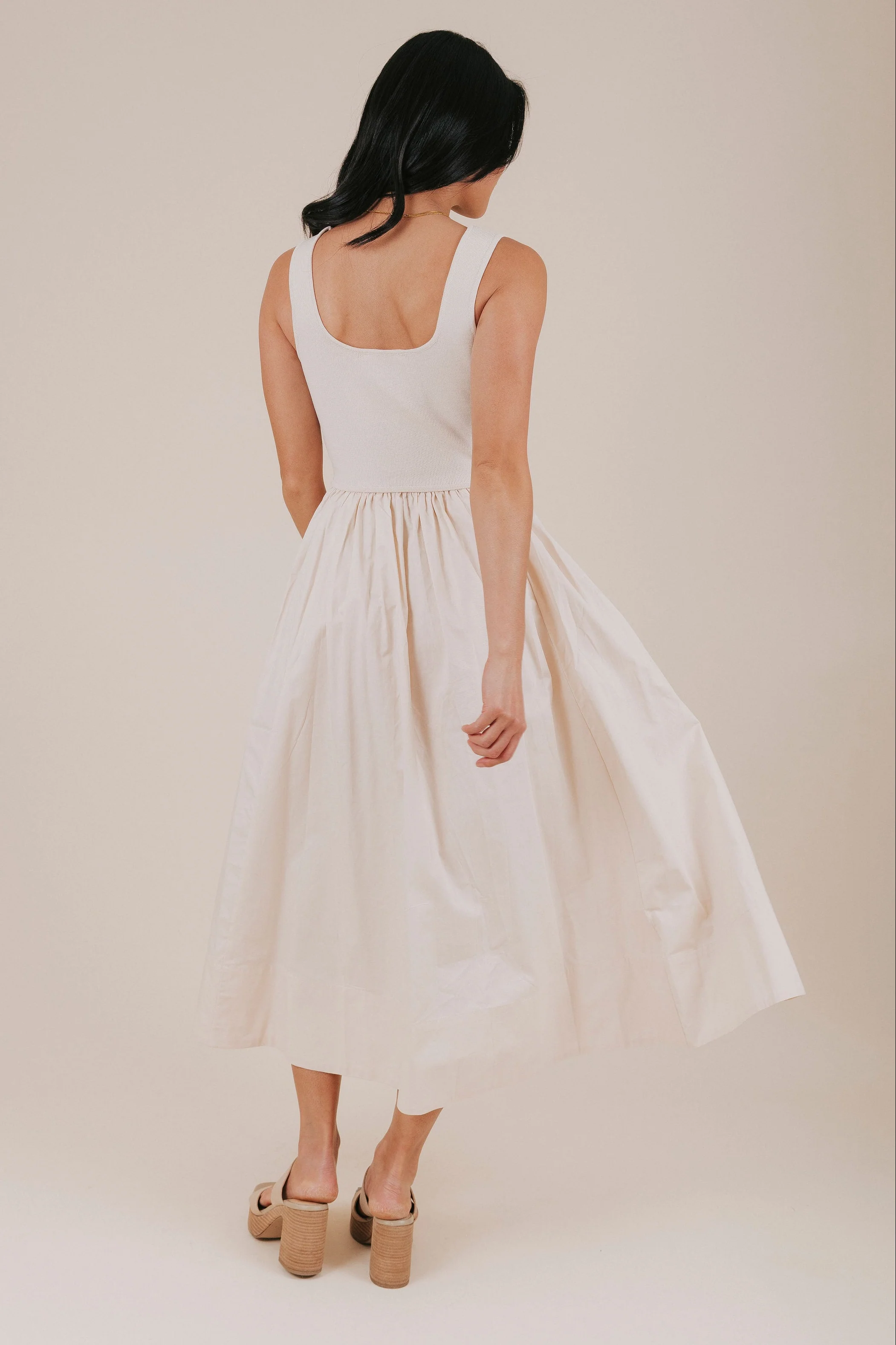 Barefoot In The Sand Dress - Image 5