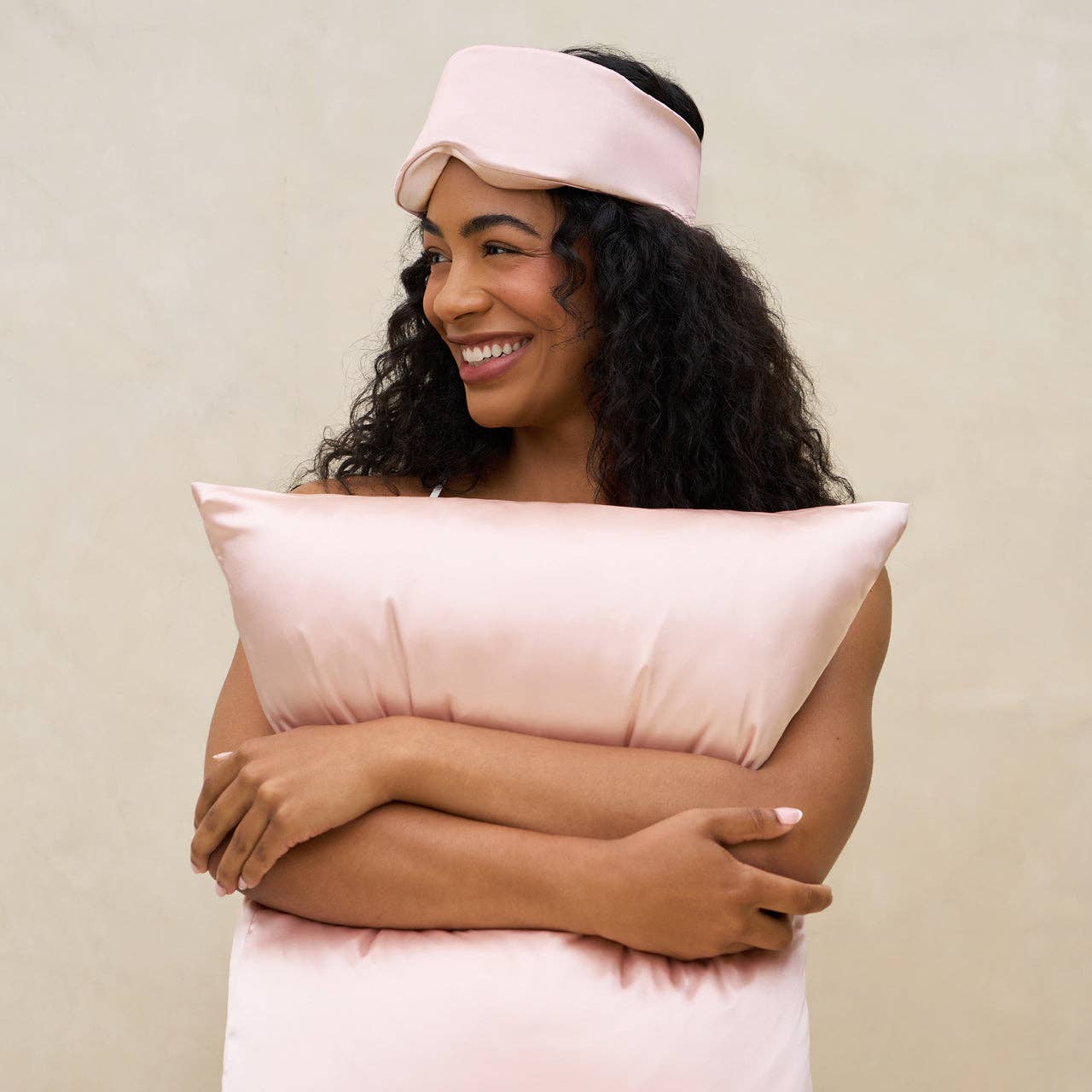 KITSCH - Blush Contour Pillow Eye Mask - Image 4