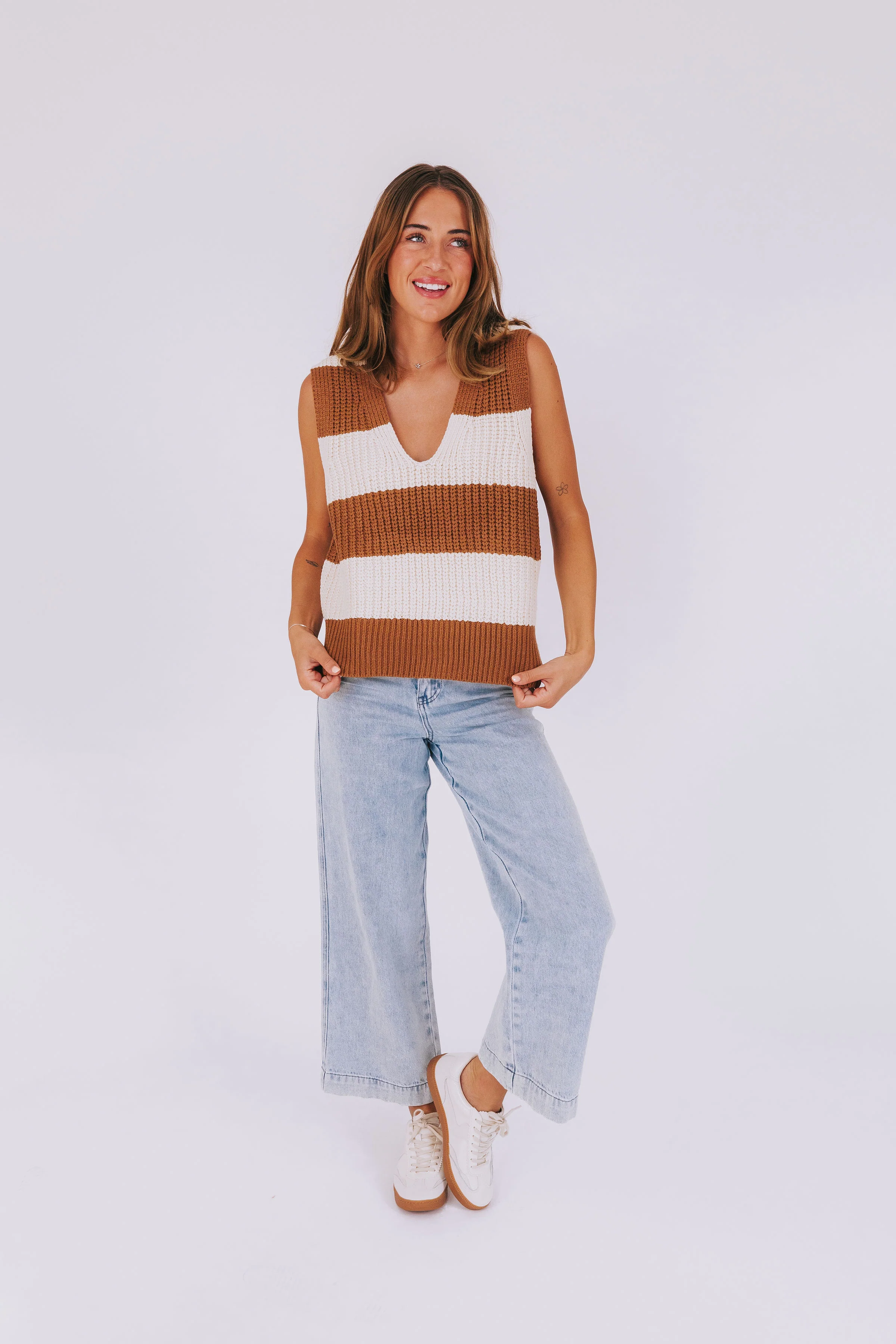 Delightful Afternoon Vest - Image 2