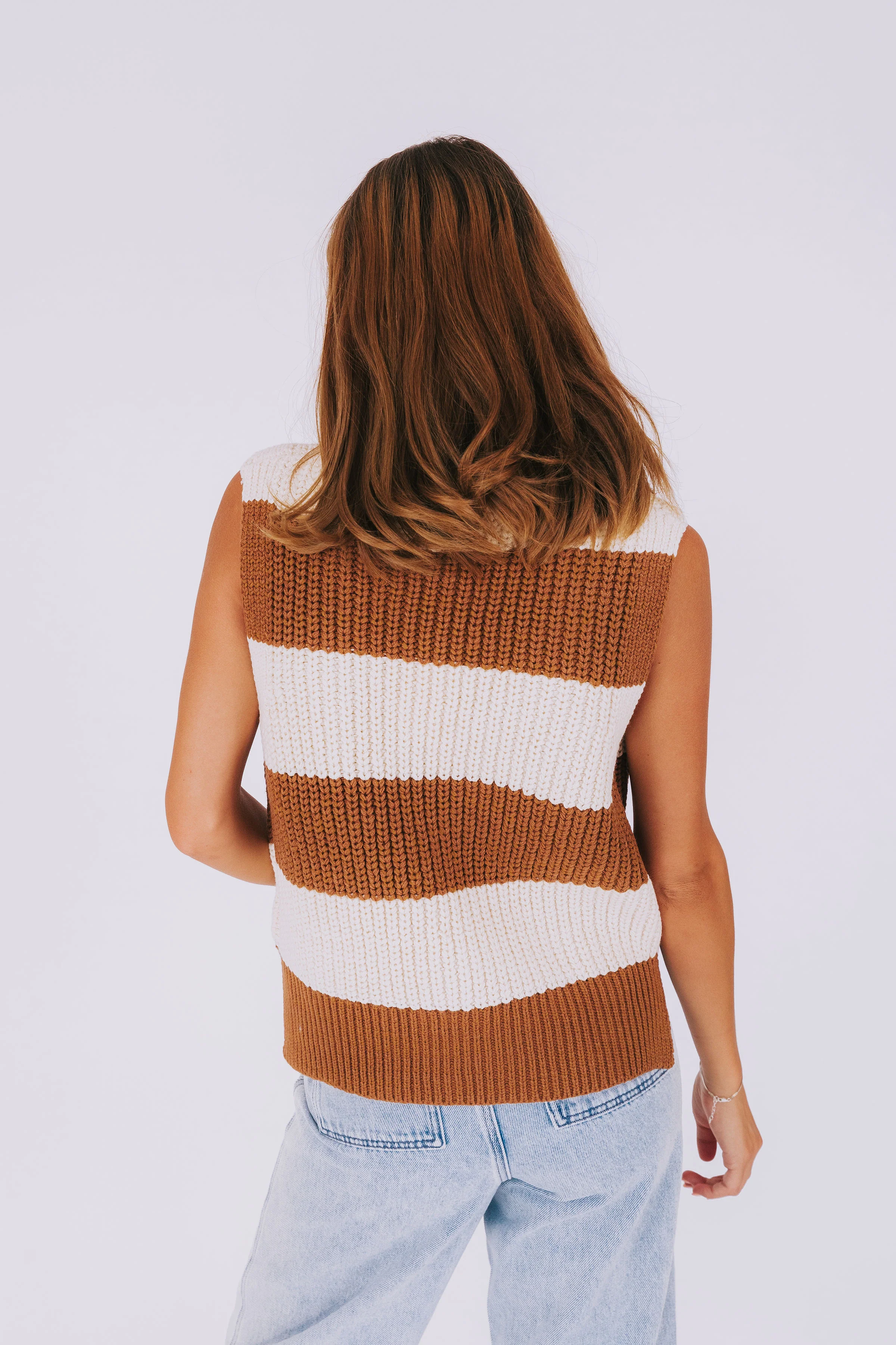 Delightful Afternoon Vest - Image 5