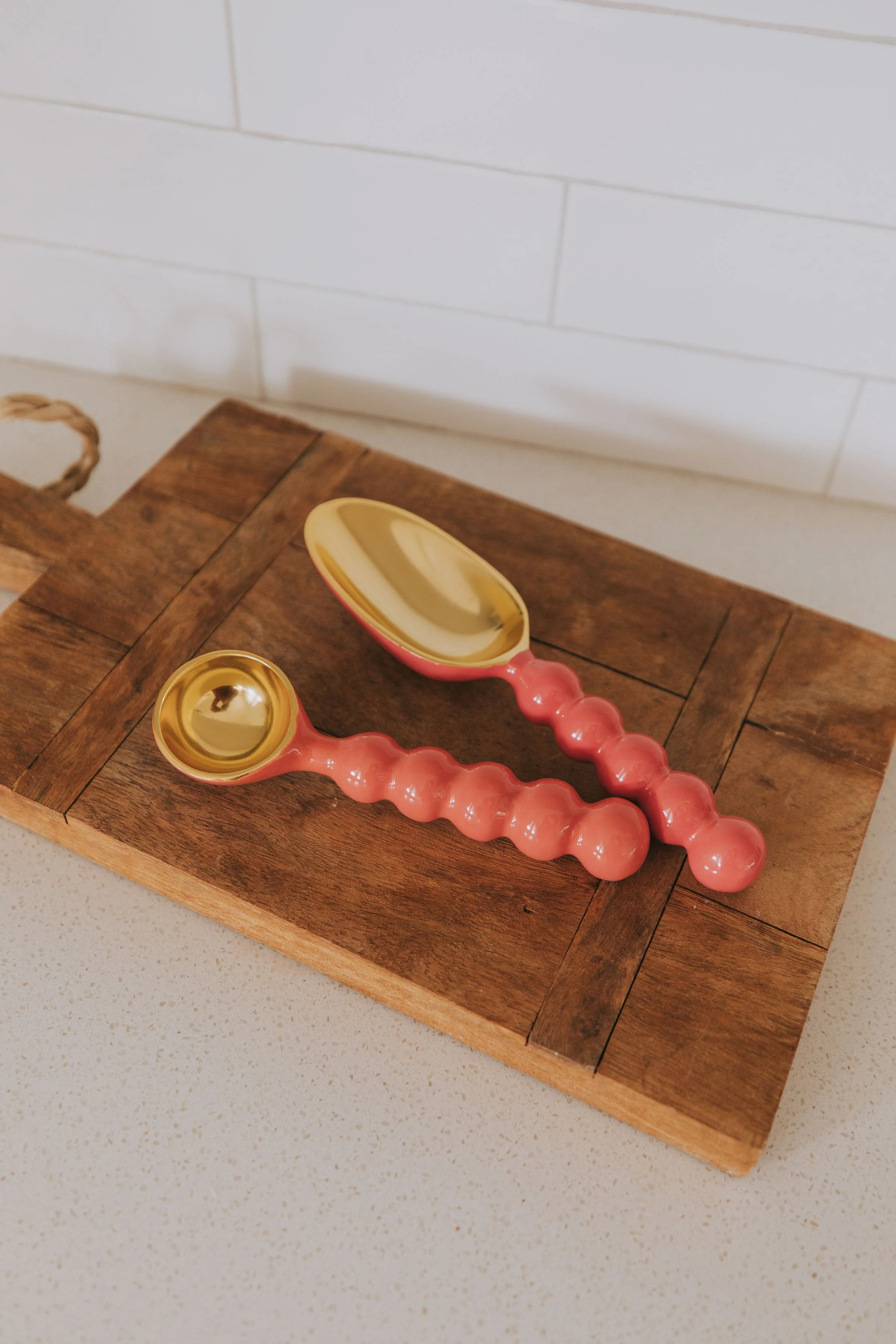 Enameled Aluminum Scoop - Image 2