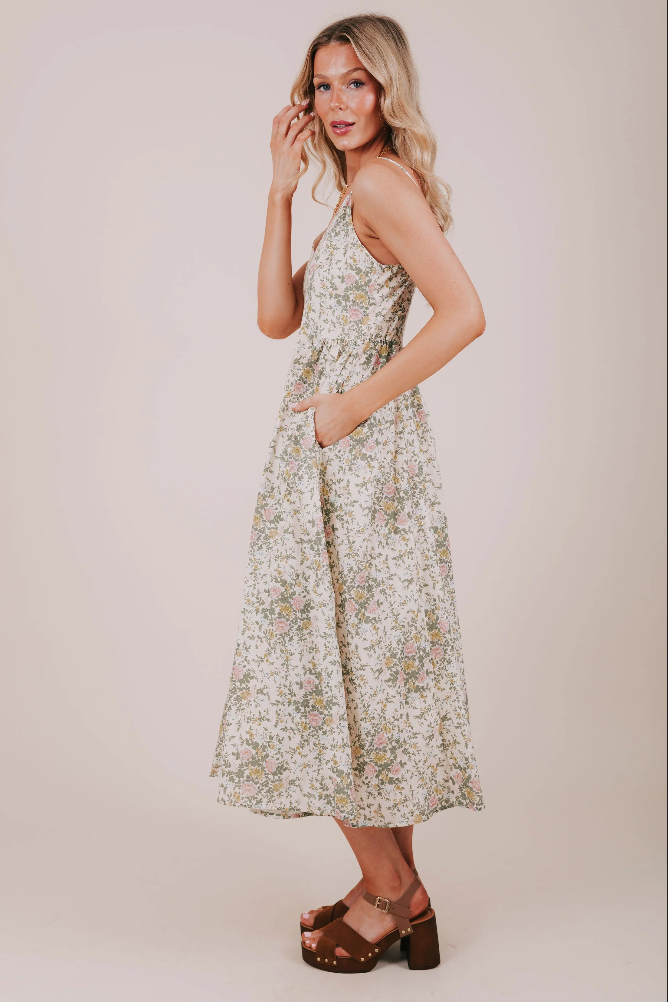 INCLUSIVE SIZING - Spreading Joy Dress - Image 4