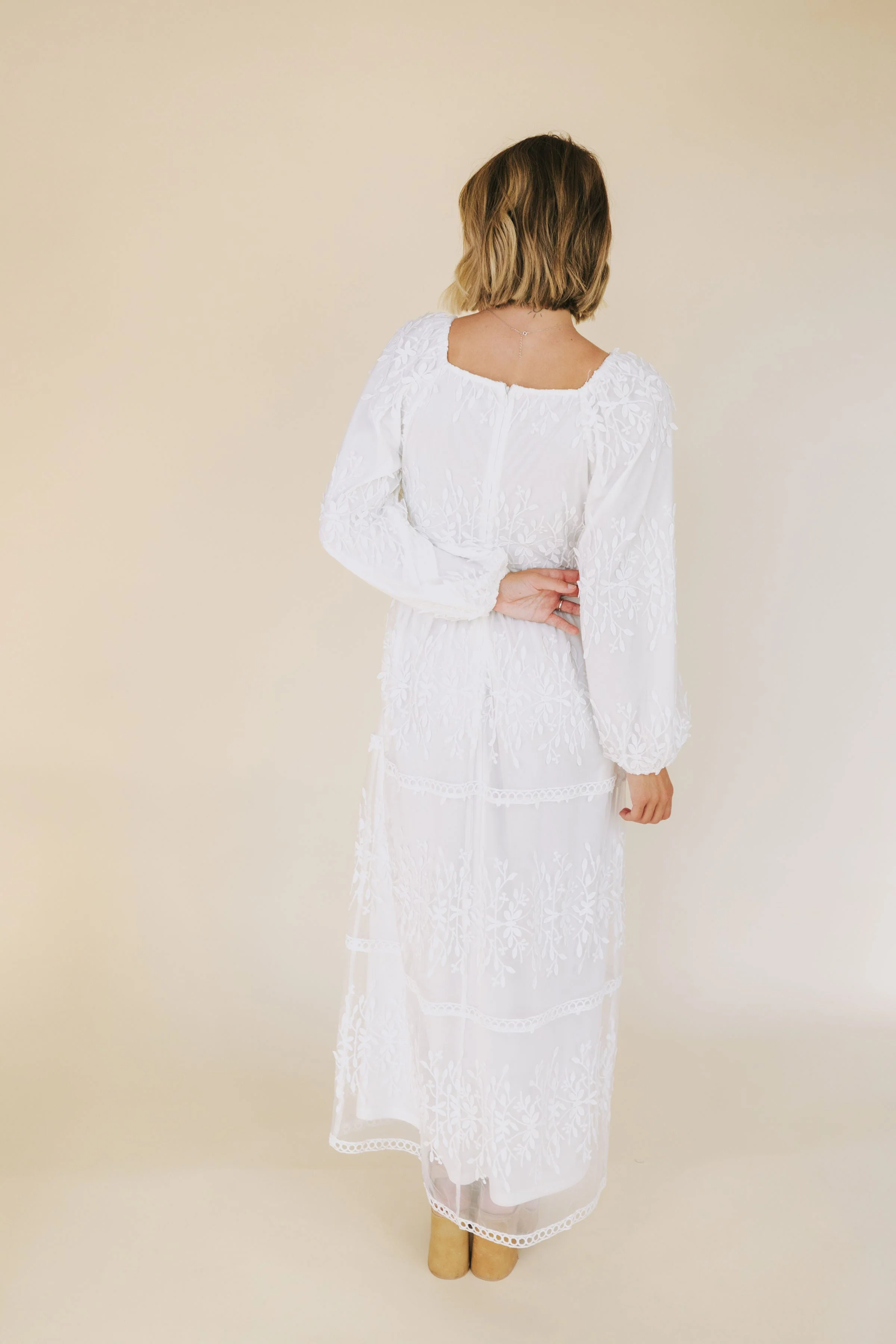 EXCLUSIVE - The White: Evelyn - Image 6