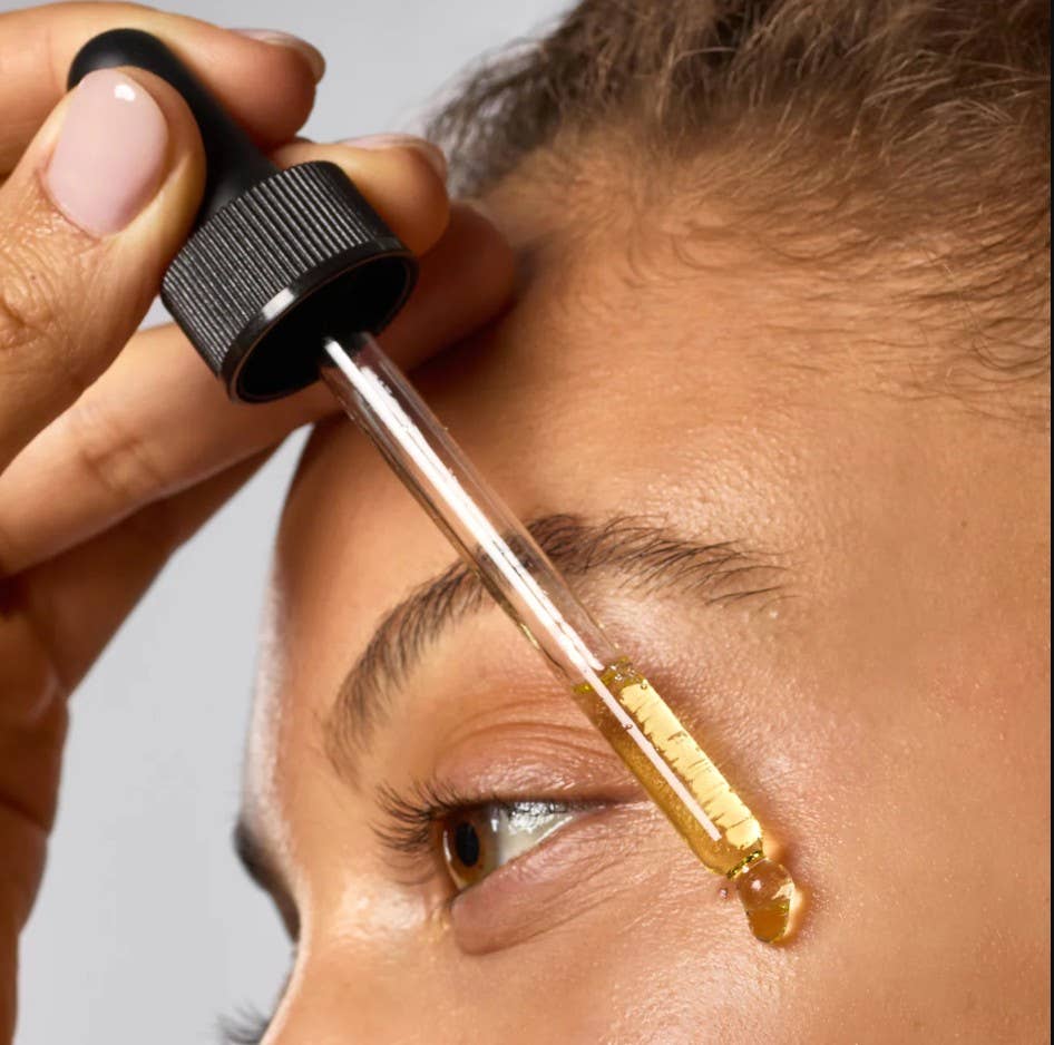 KITSCH - Hydrating Dermaplane Oil - Image 3