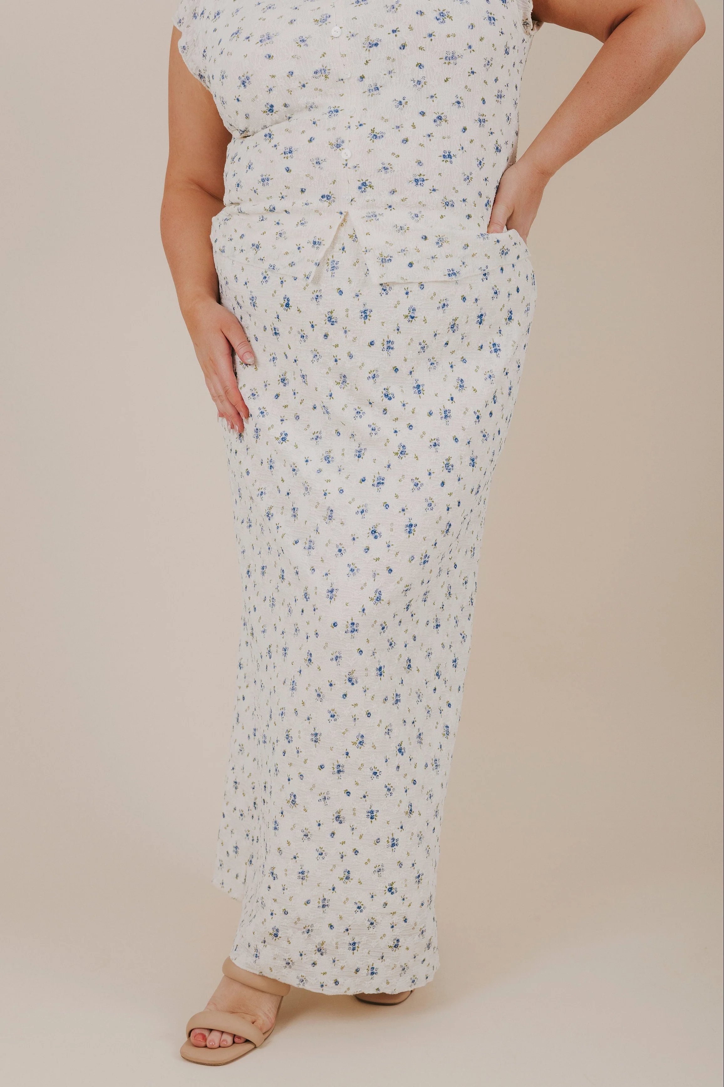 INCLUSIVE SIZING - Blooming Fields Skirt - Image 7