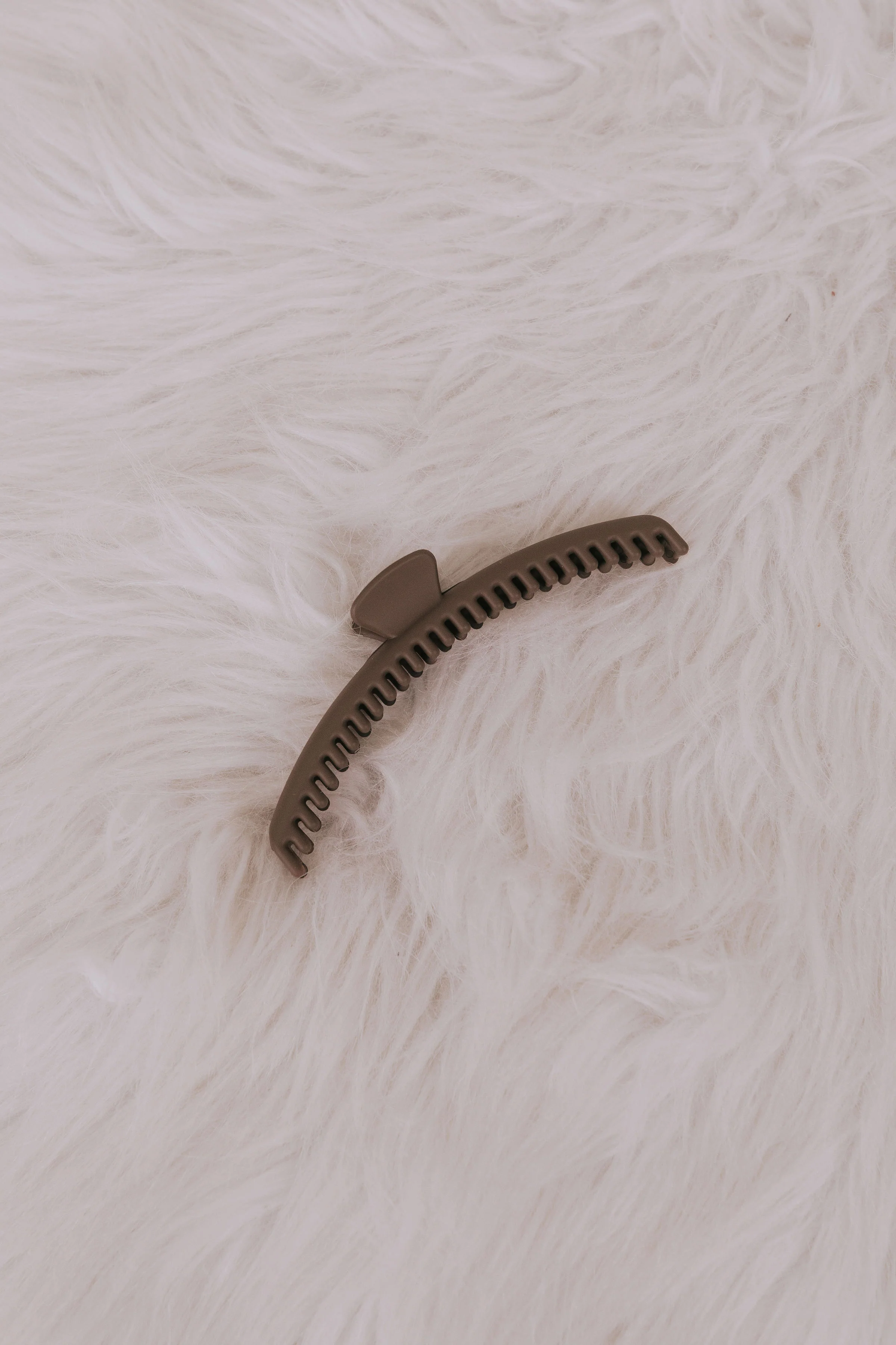 Left Speechless Claw Clip - 19 Colors! - Image 3