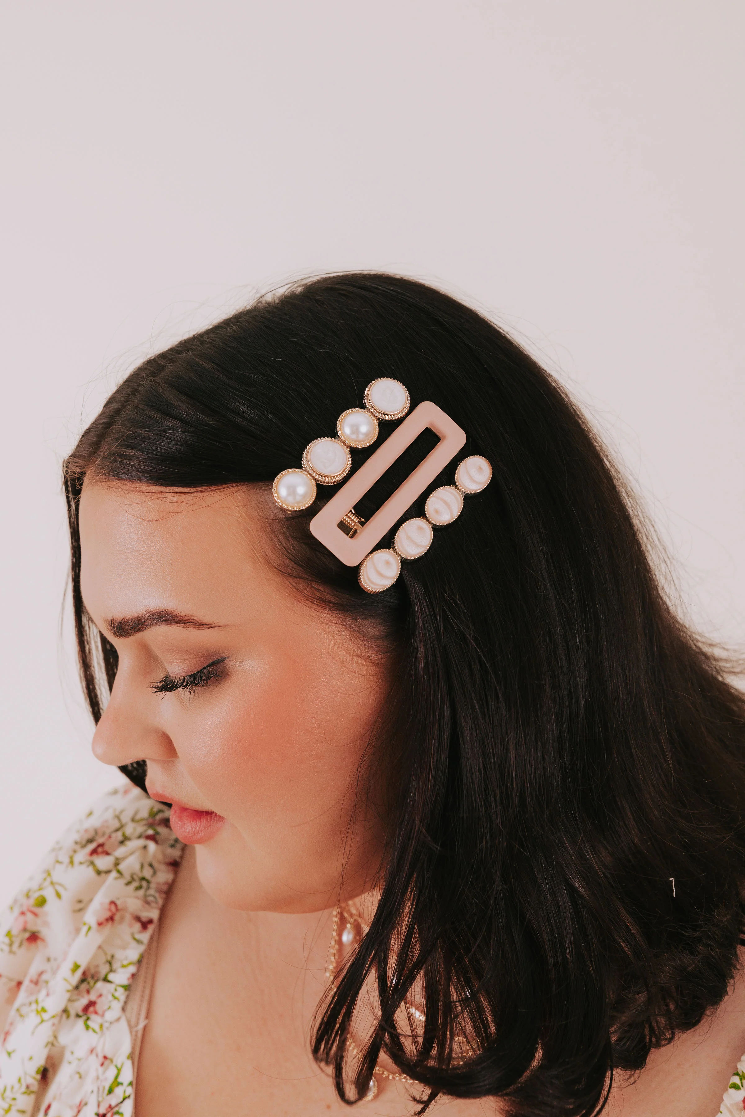 Lovely Lady Clips - Image 3