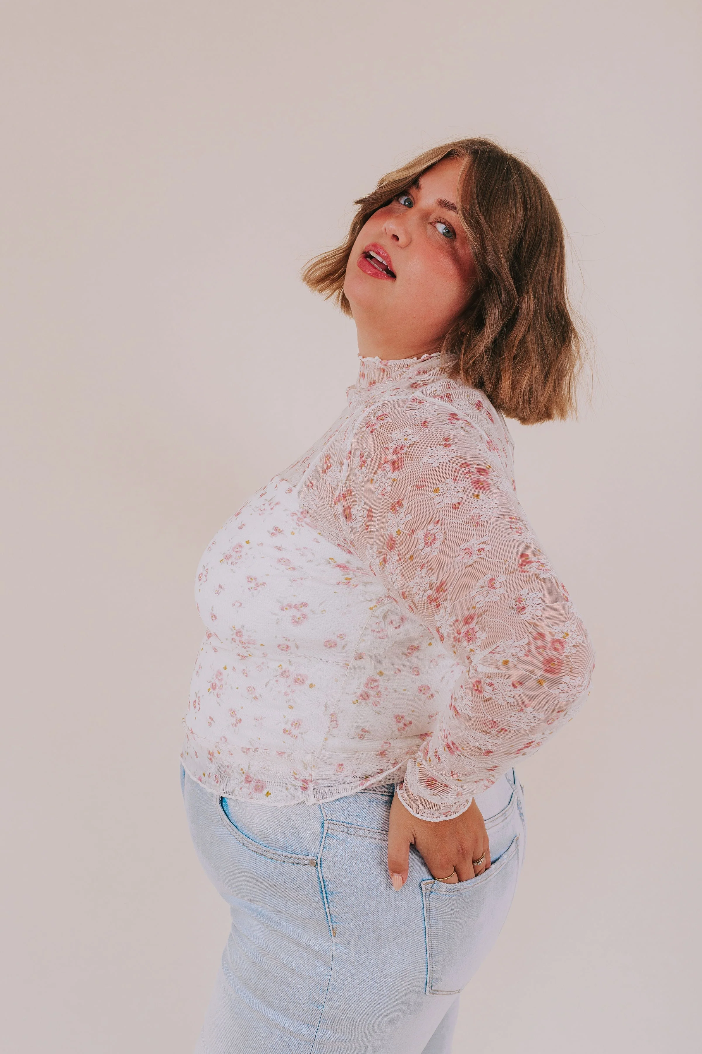 PLUS SIZE - Bloom All Day Top - 2 Colors! - Image 4