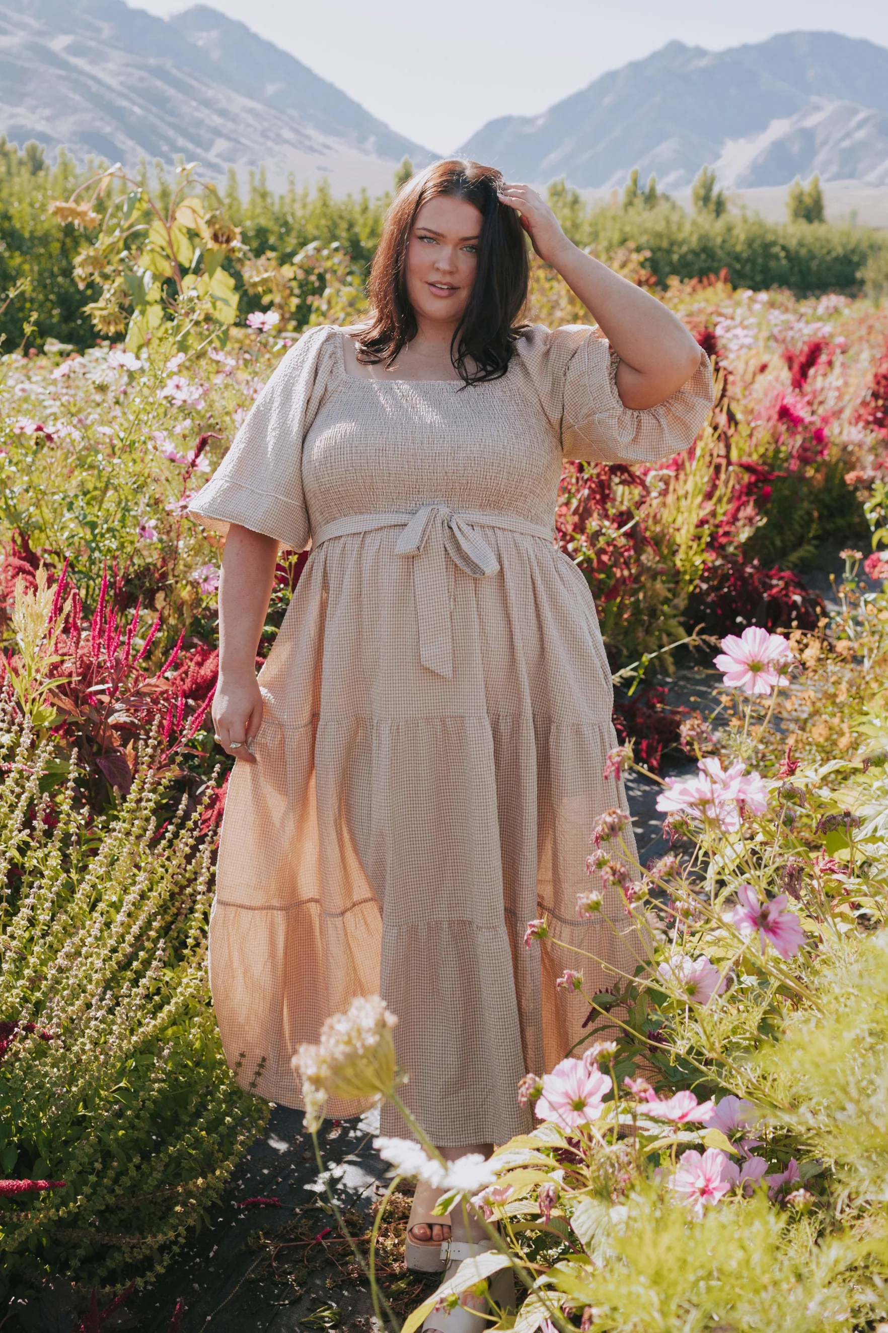 PLUS SIZE - Come See Me Dress