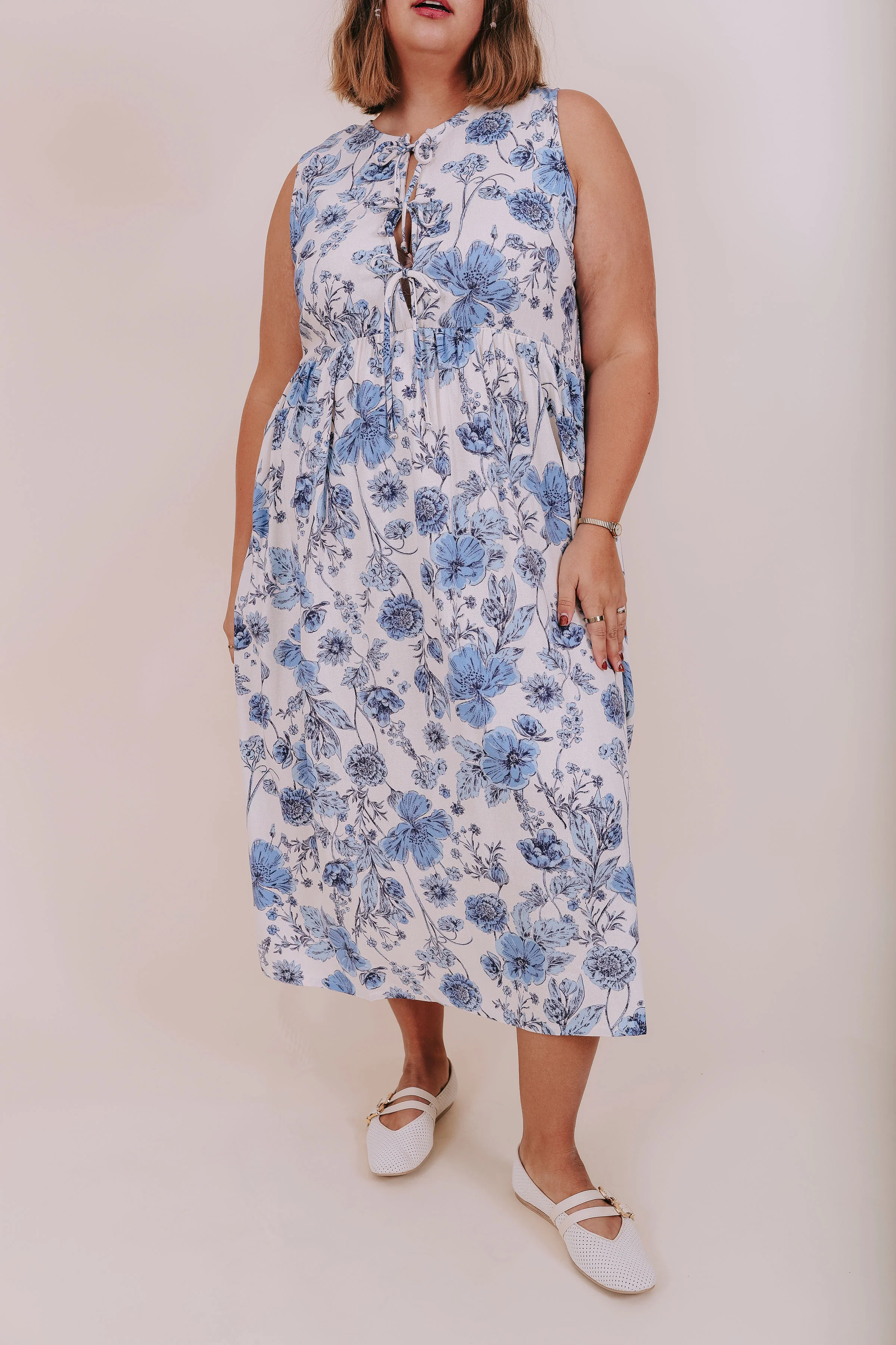 PLUS SIZE - Floral Splash Dress - Image 6