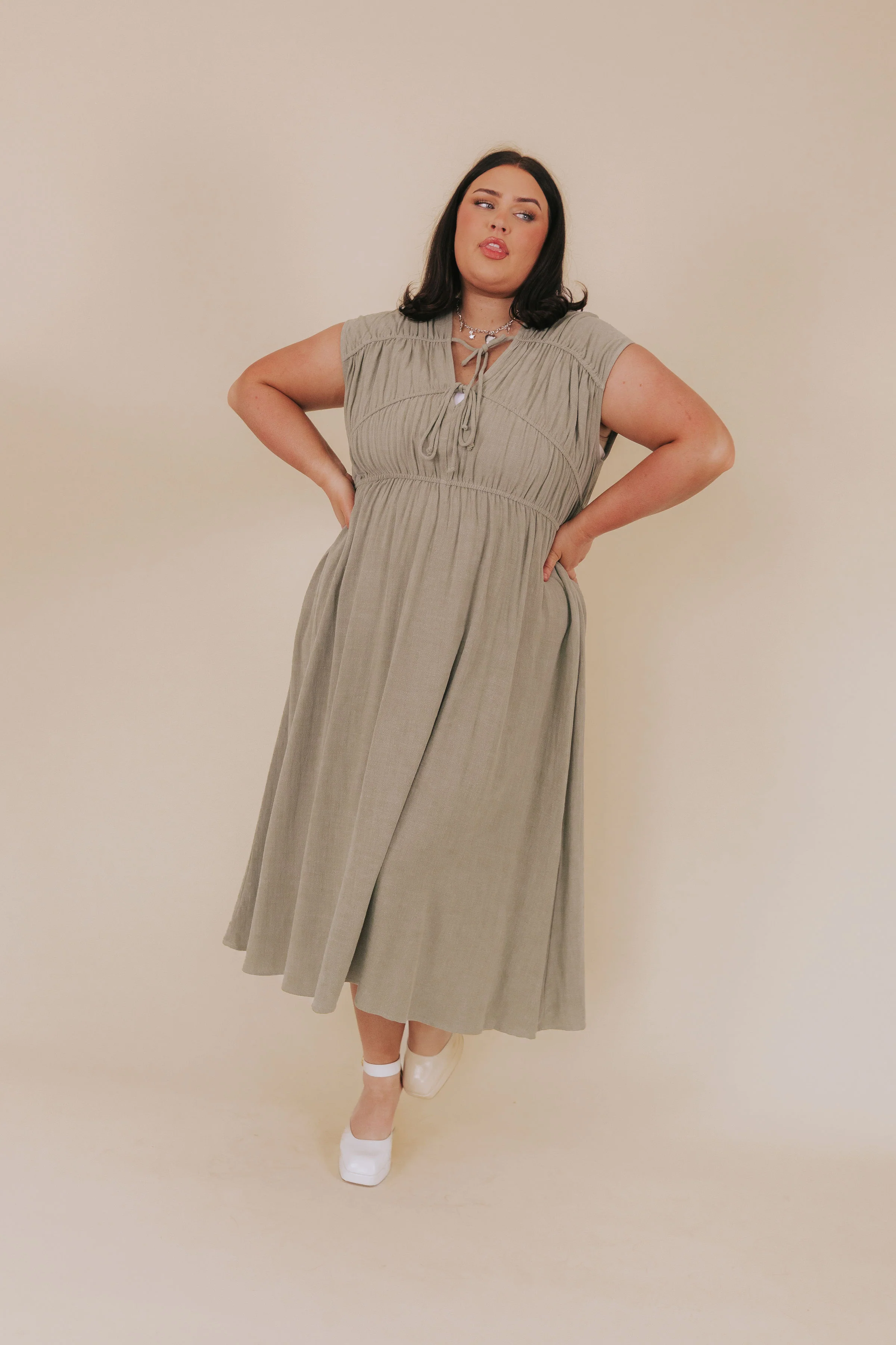 PLUS SIZE - Jades Of Joy Dress - Image 7