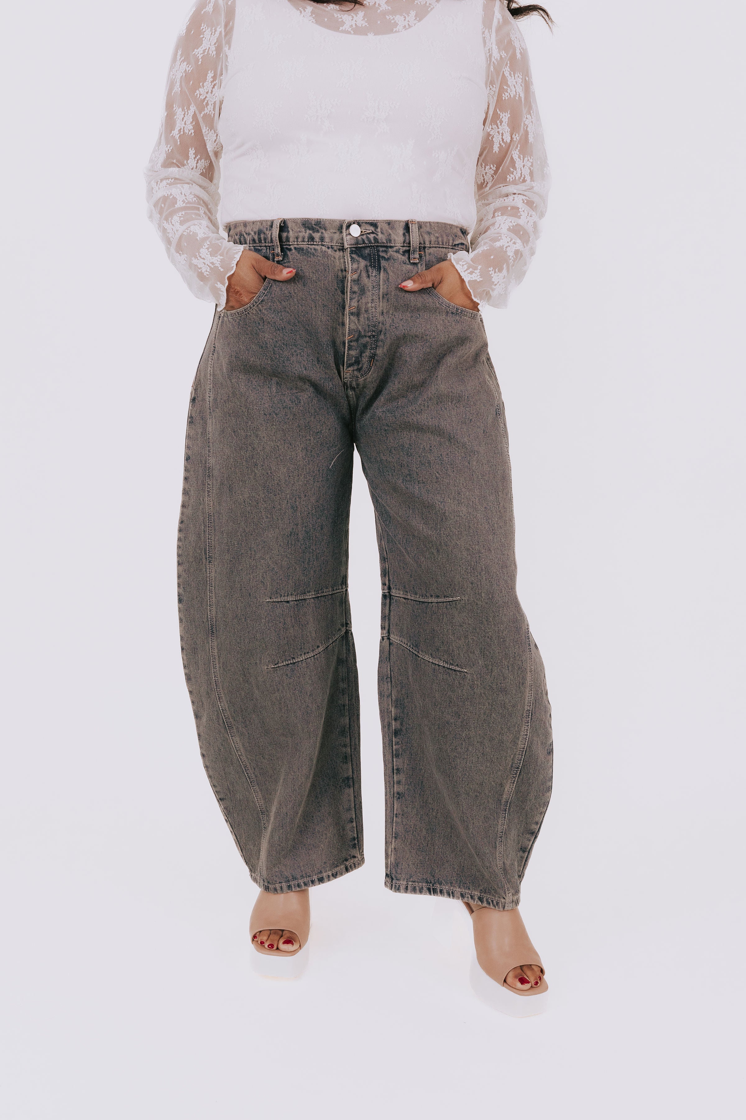PLUS SIZE - Lonely Star Barrel Jeans - Image 4
