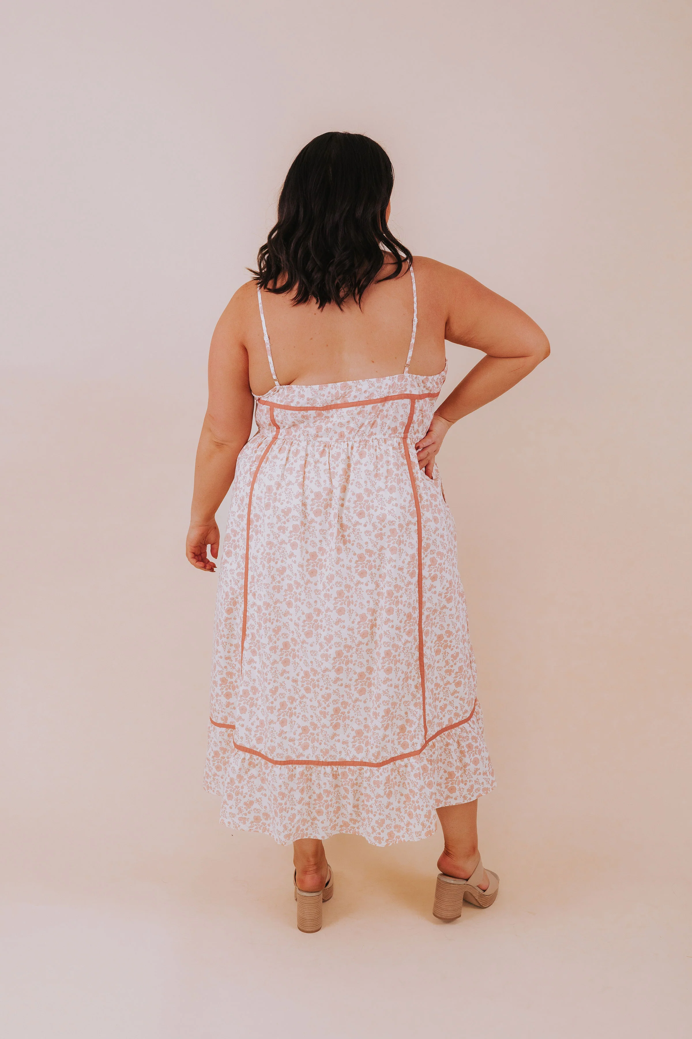 PLUS SIZE - Peach Party Dress - Image 3