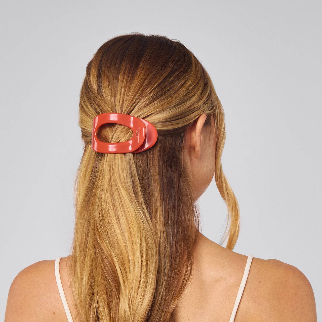 KITSCH - Recycled Plastic Flat Cloud Clip - Cherry - Image 3