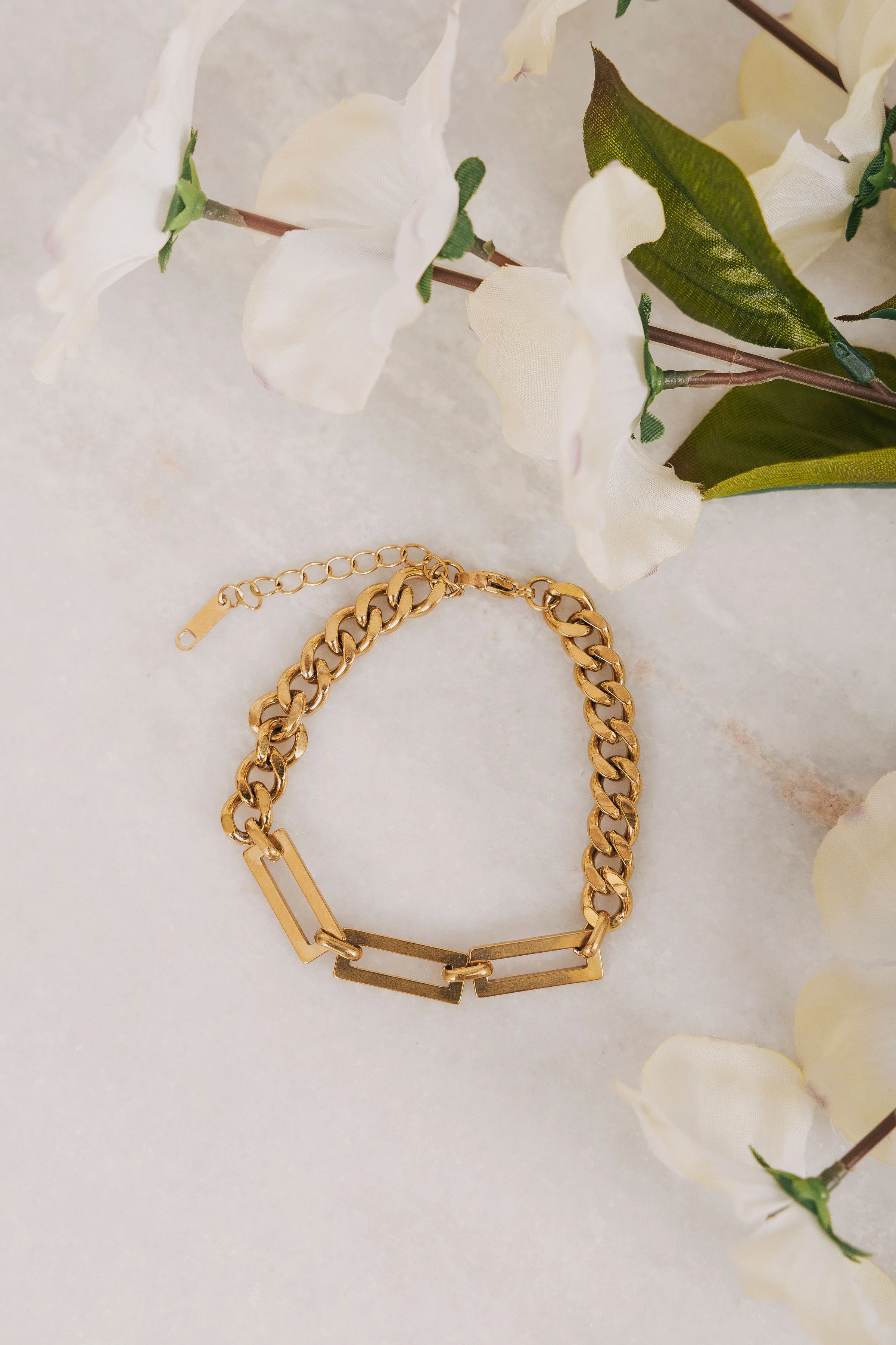 Retrograde Bracelet - 18K Gold Plated - Image 3