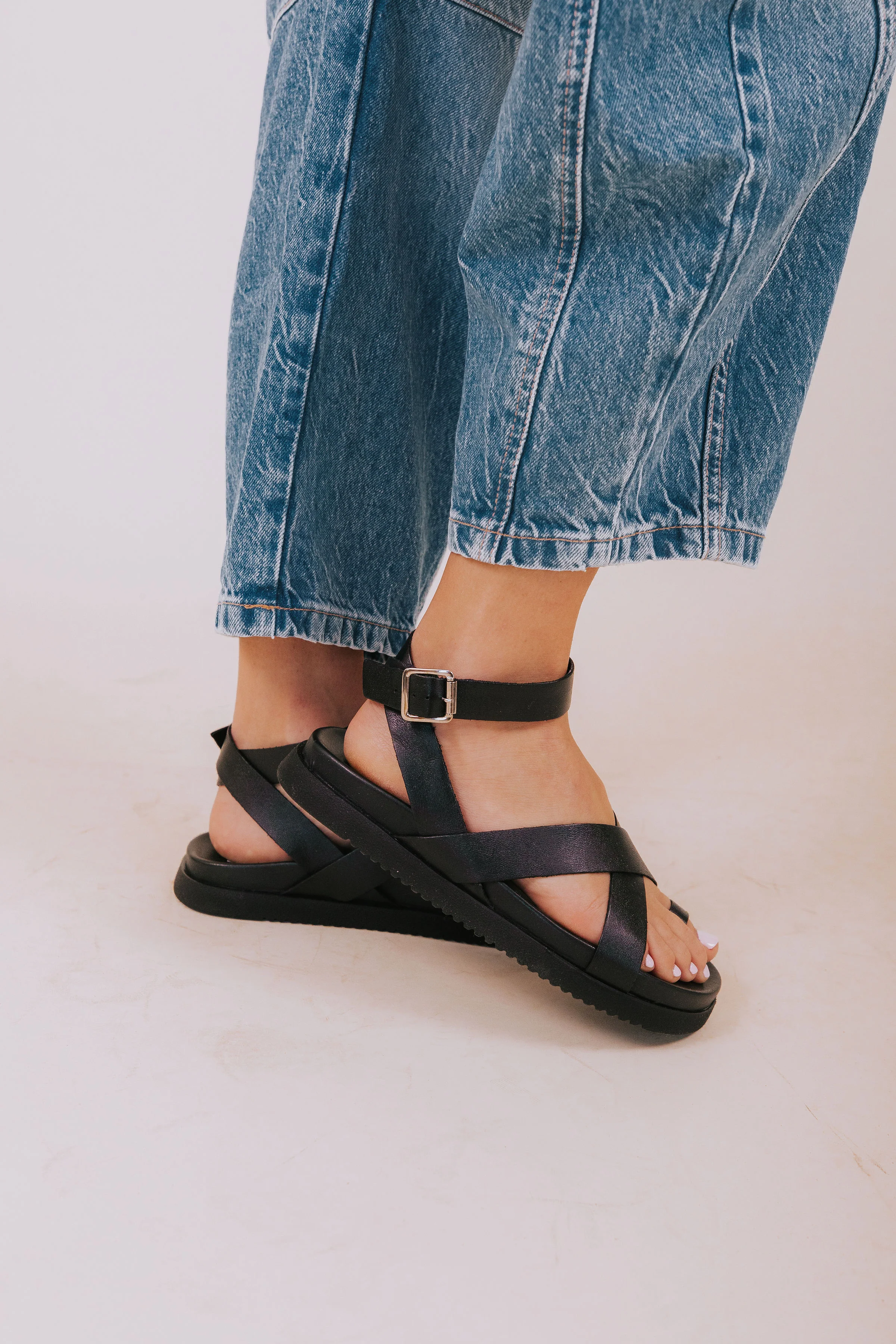 STEVE MADDEN - Mira Black Leather - Image 4
