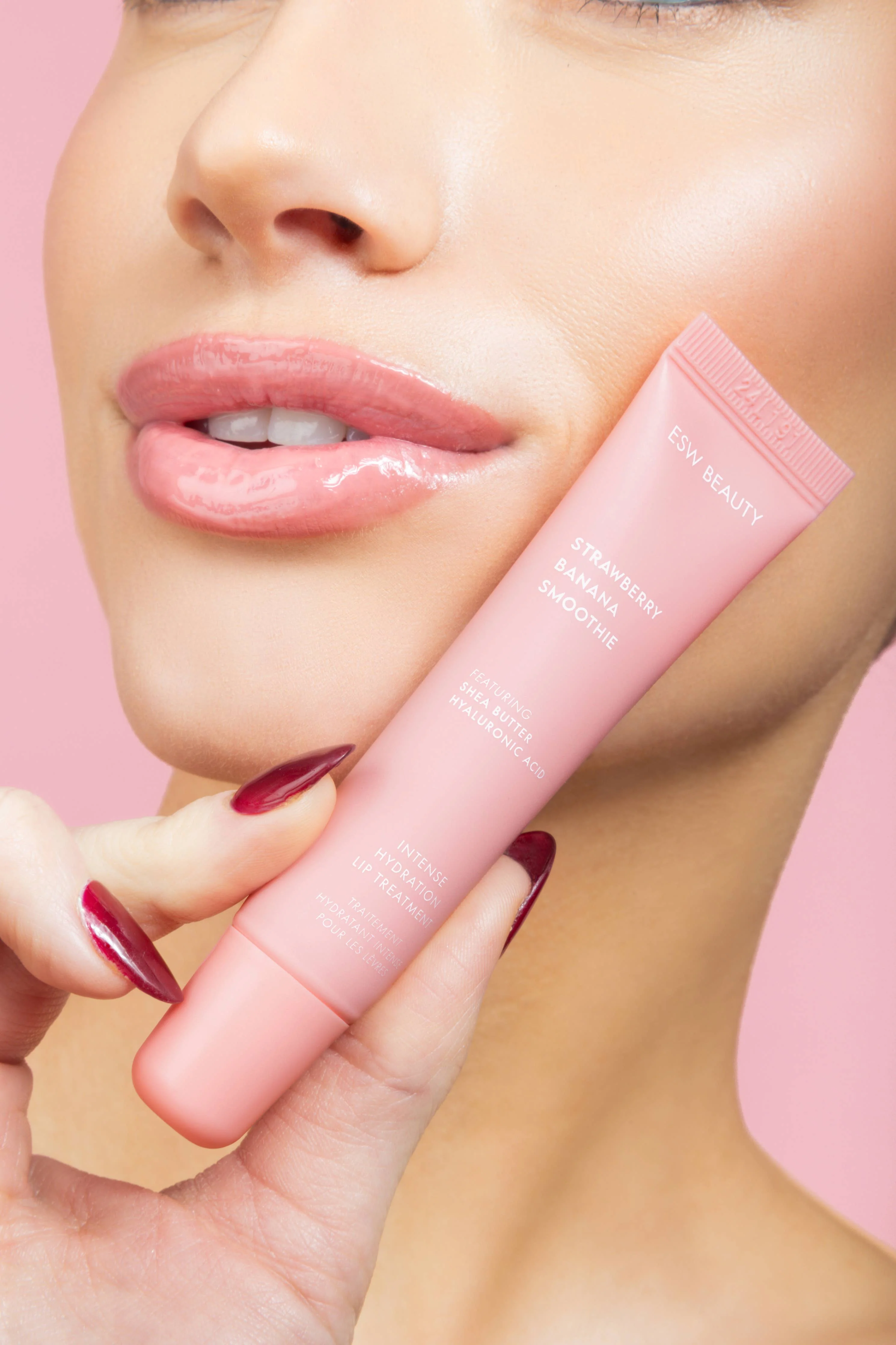ESW BEAUTY - Strawberry Banana Smoothie Intense Hydration Lip Treatment - Image 2
