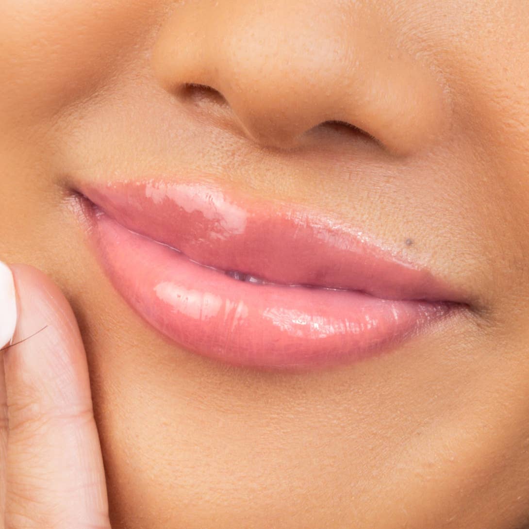 ESW BEAUTY - Strawberry Banana Smoothie Intense Hydration Lip Treatment - Image 6