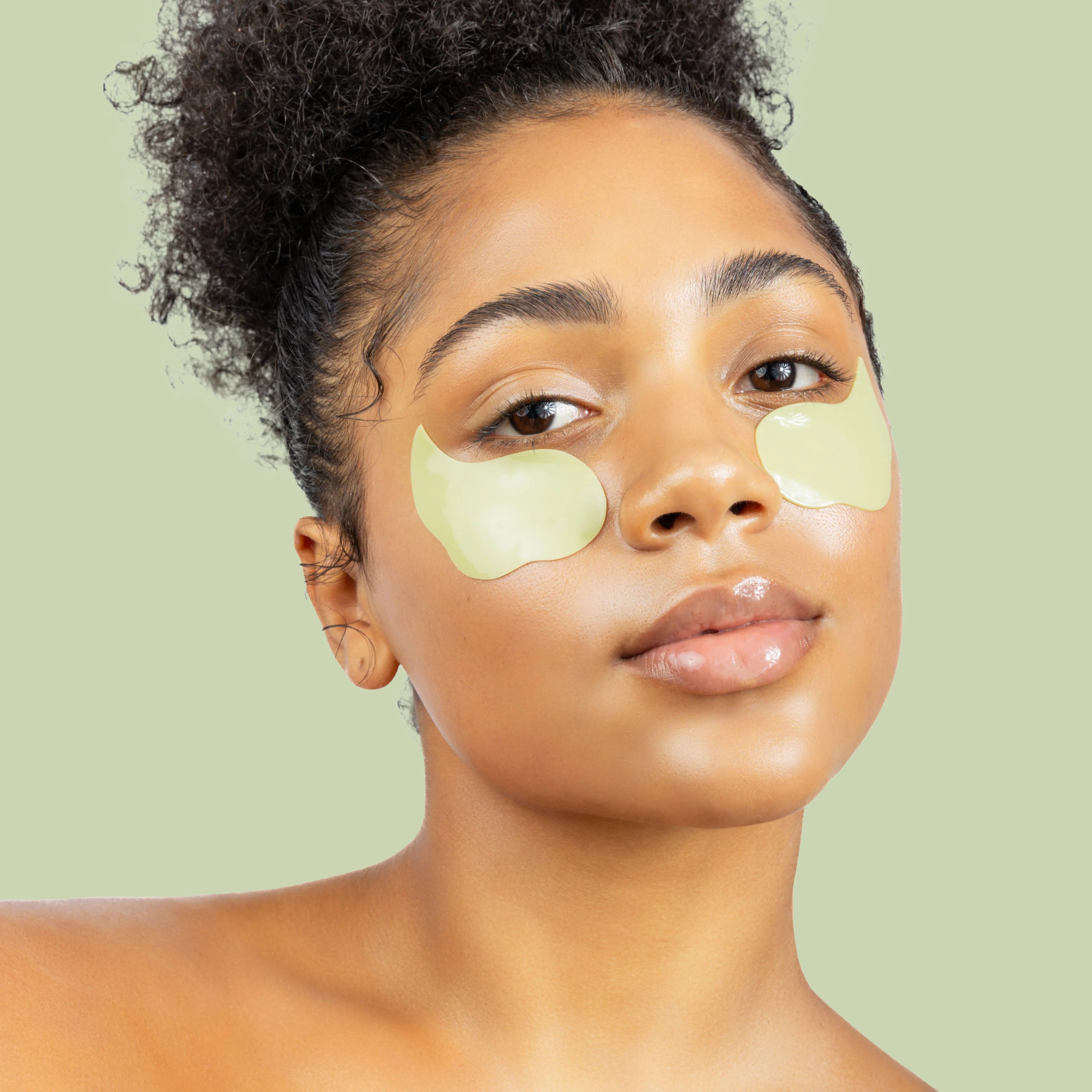 ESW BEAUTY - Strawberry Matcha Latte Depuffing & Hydrating Eye Patches - Image 2